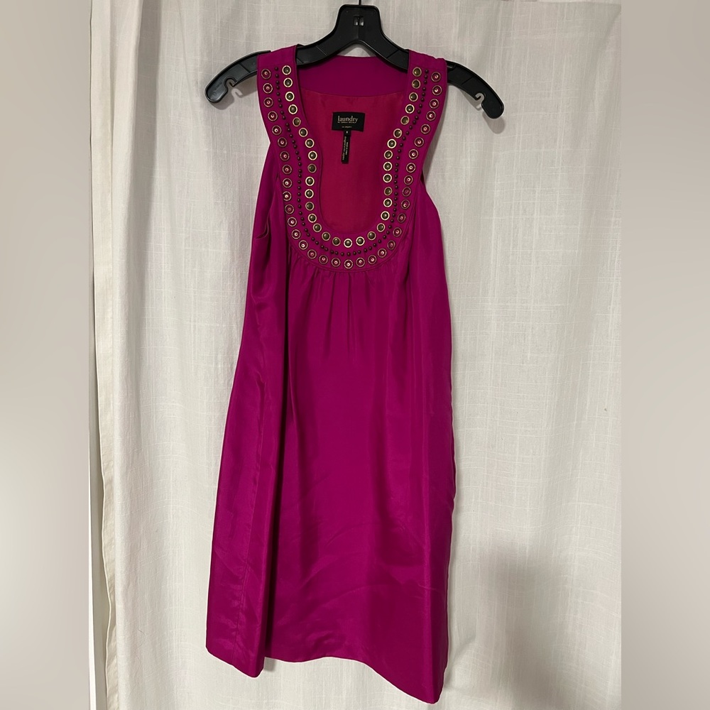 Lovely purple/fuschia dress perfect for cocktail party or summer wedding.